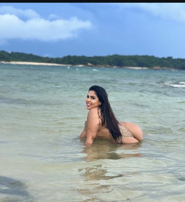 La laguna solo salidas : scort