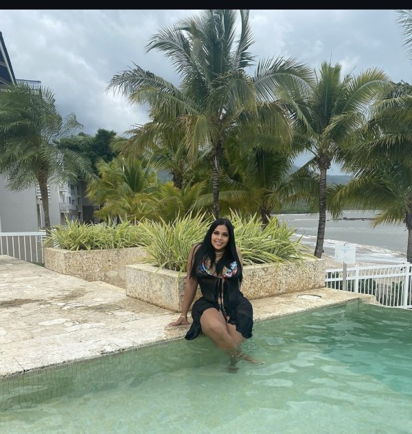 La laguna solo salidas : scort