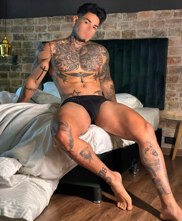 Mario 25 años guapo, fit. Apartamento en el centro