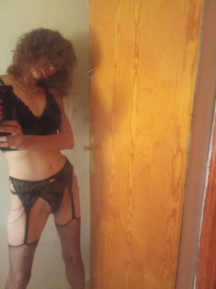 Madurita 45 años española cerca del corté ingles, 24j