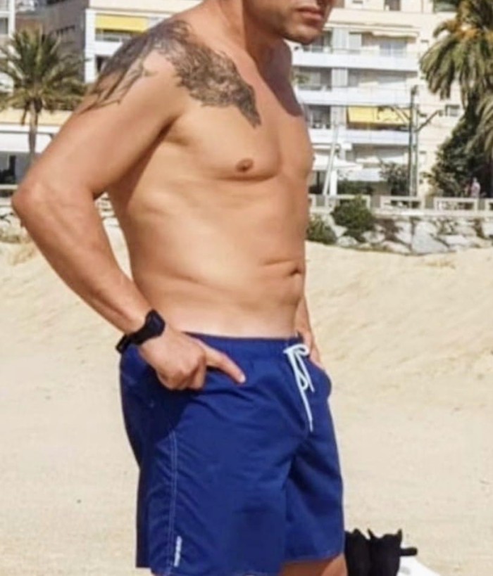 Hola soy kevin Estoy por Burgos. Nos vemos