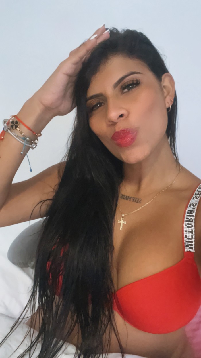 Latina venezolana en ibiza