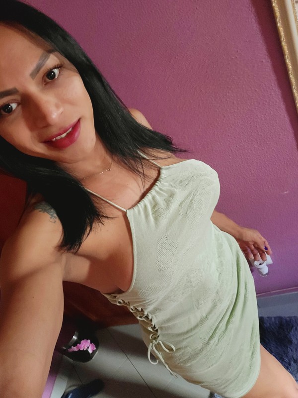 Sevilla nervion yasmin