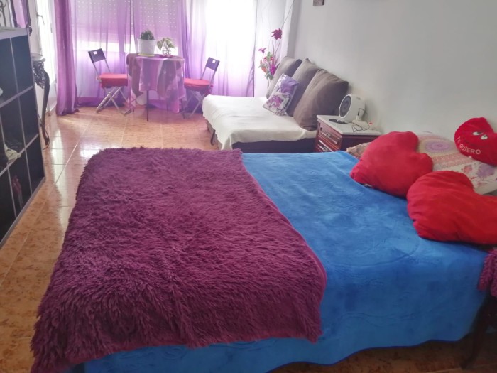 ALQUILO HABITACIONES EN TORREVIEJA