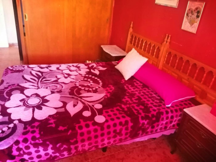 ALQUILO HABITACIONES EN TORREVIEJA