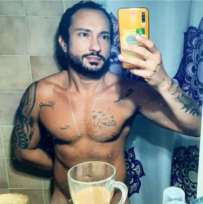 HOT BOY