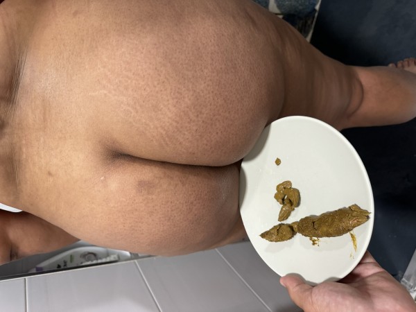 TE CAGO EN TU BOCA Y TE LO COMERÁS  SOLO SALIDAS