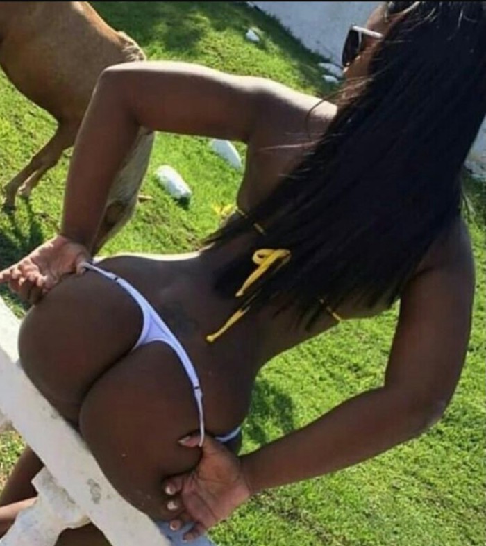 Morena caliente