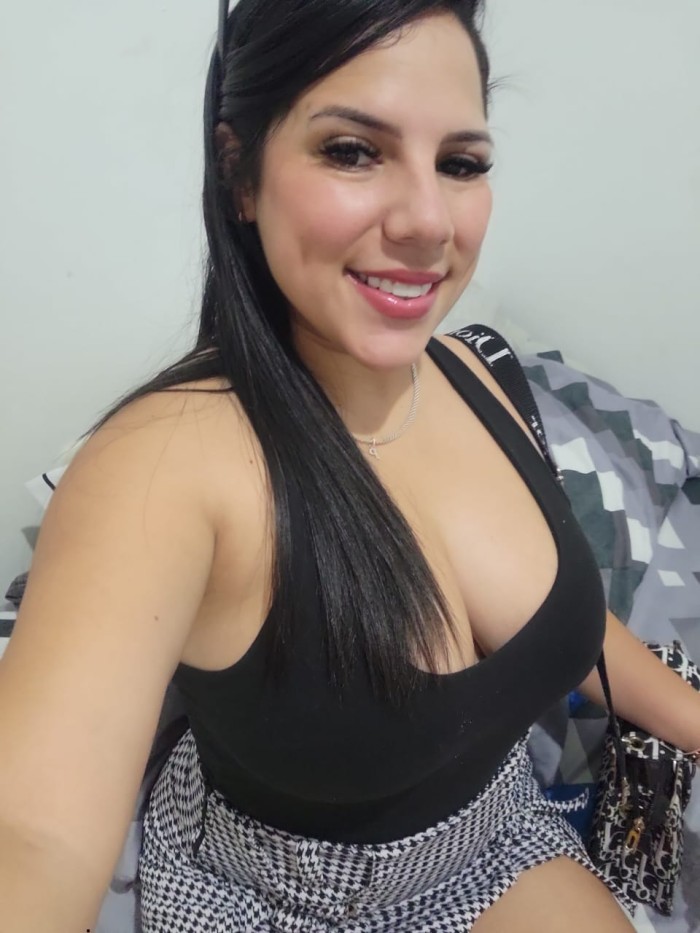 Chica en calor GRANADA CENTRO con muchas ganas de hacerte venir