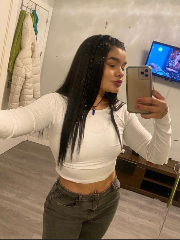 CHICA TAL COMO ME VES, VEN A CONOCERME, FOTOS