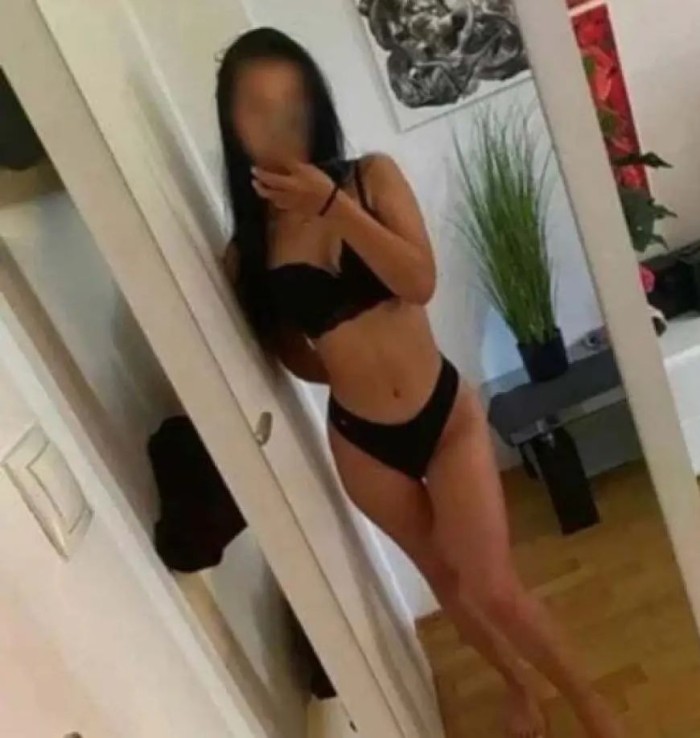 te ofrezco intimidad placer y mucho cariño