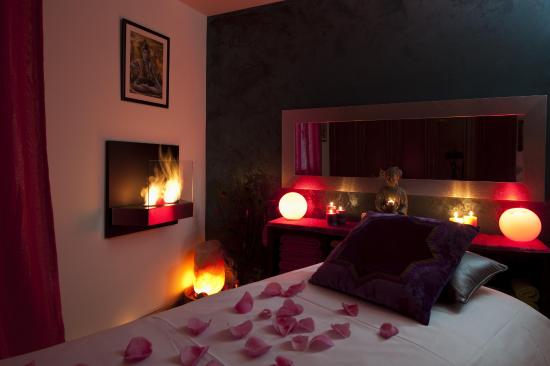 Masajista erotica, Española