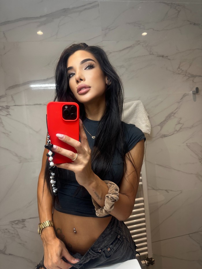 Roxy bebe uruguaya 25 años por una semana