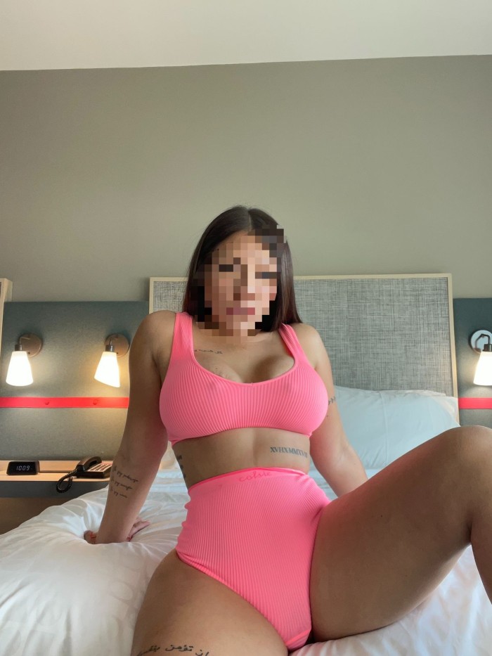 Hola qué tal soy una chica latina  recién llegada