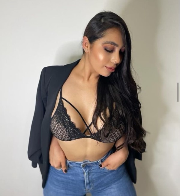 Hola soy Isabel tu colombiana cariñosa y discreta llegué para complac