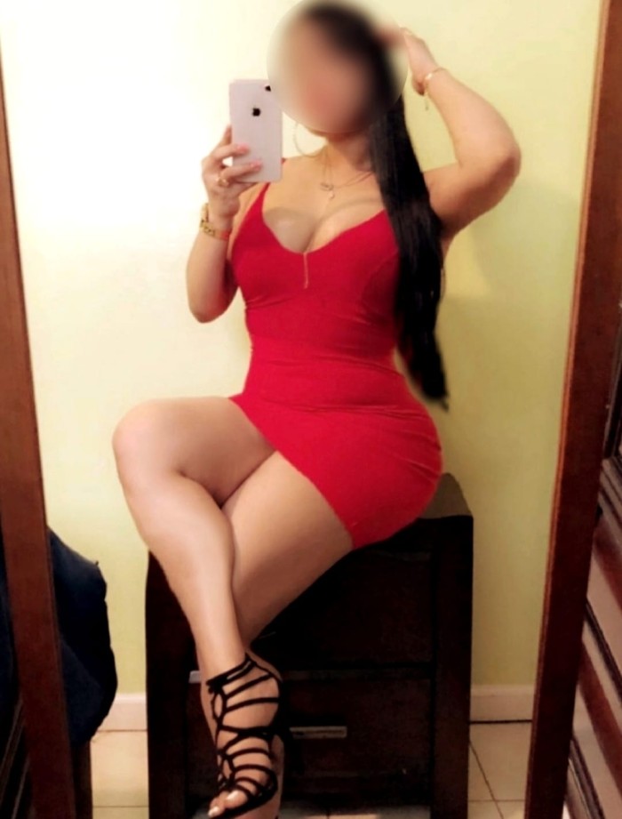 Paula morena natural y divertida,trato de novios