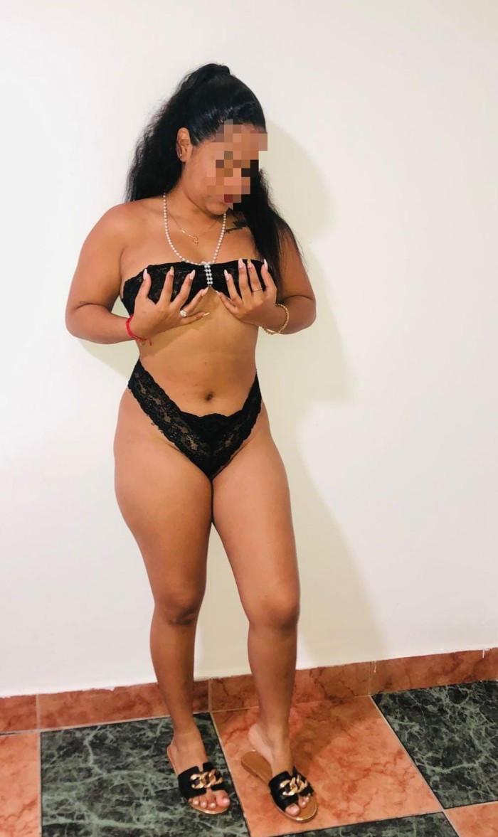 CALIENTE Y DIVERTIDA VEN A MI CAMA