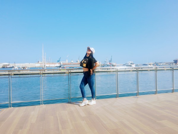 Colombiana recién llegadita