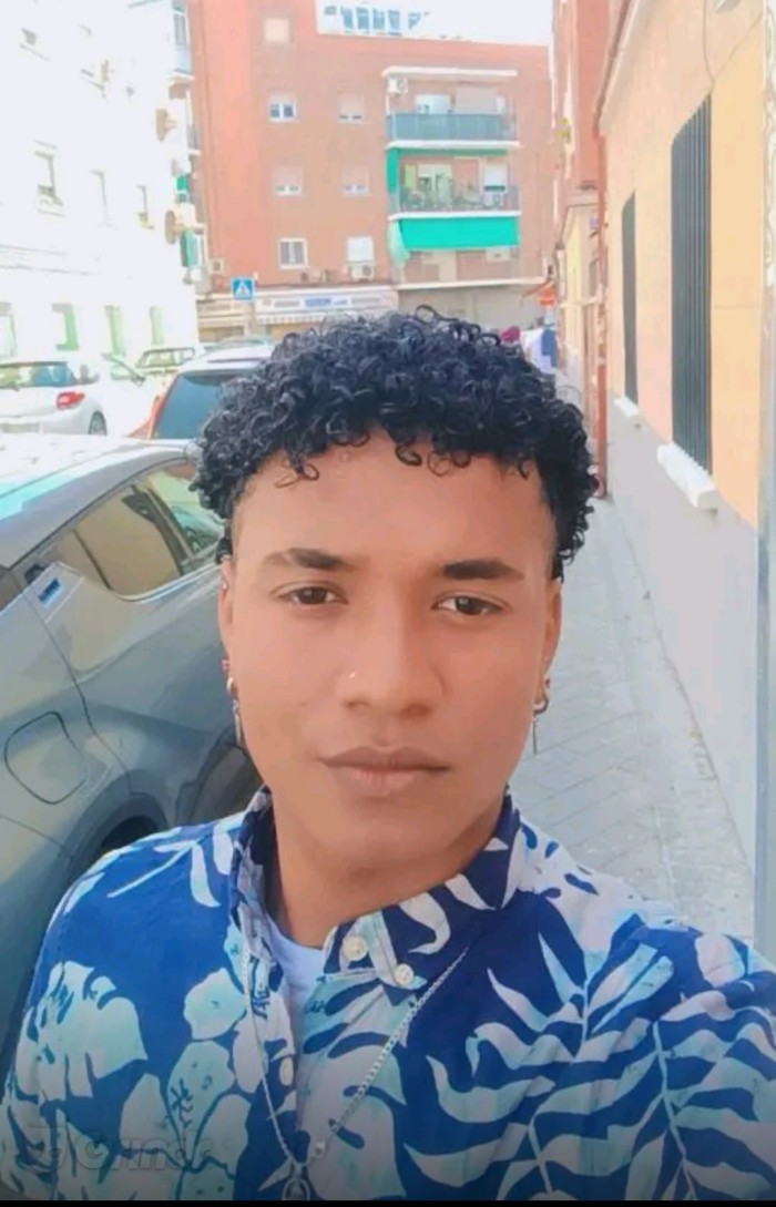 Acompañante bisexual, versátil,641884530