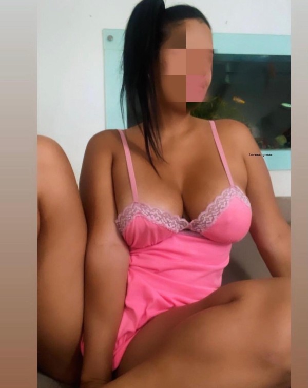 Exclusiva chica esperando tu llamada