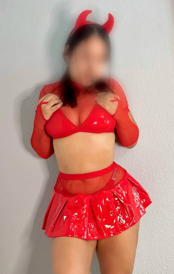 LAS MEJORES MAMADITAS A PELO CON LAS EDENITAS