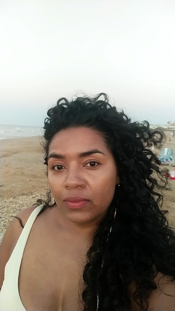 MULATA CARIÑOSA.RECIÉN LLEGADA