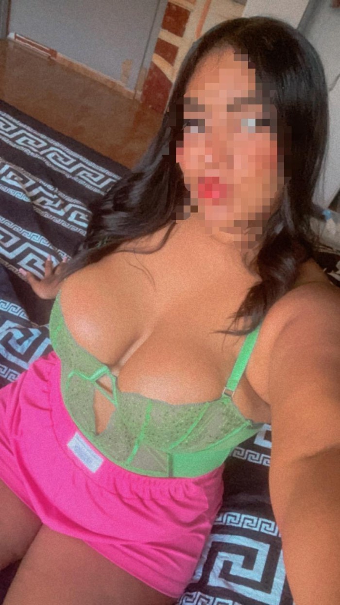 ARDIENTE Y DELICIOSA