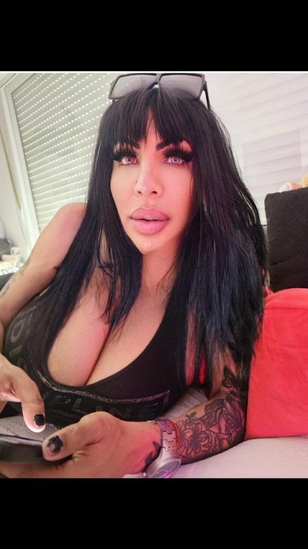 Trans Argentina, muy guapa, cachonda yFiestera.