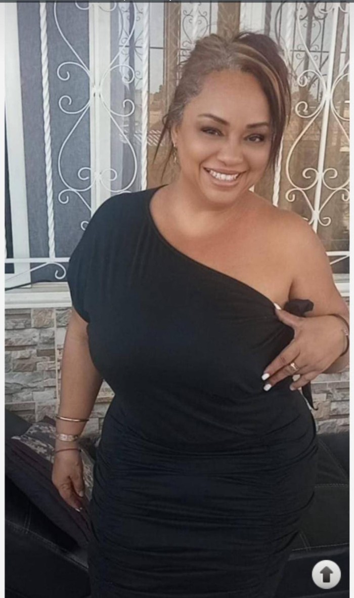 Amiguitas Esperando por Ti