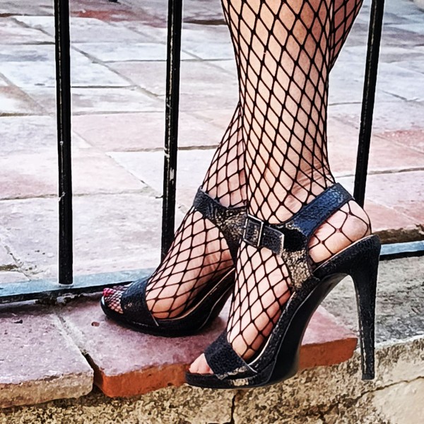 Sesiones BDSM tiempo limitado.