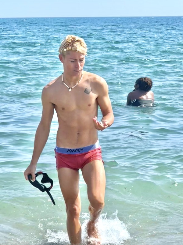 Chaval de 22, con SITIO/ de paso