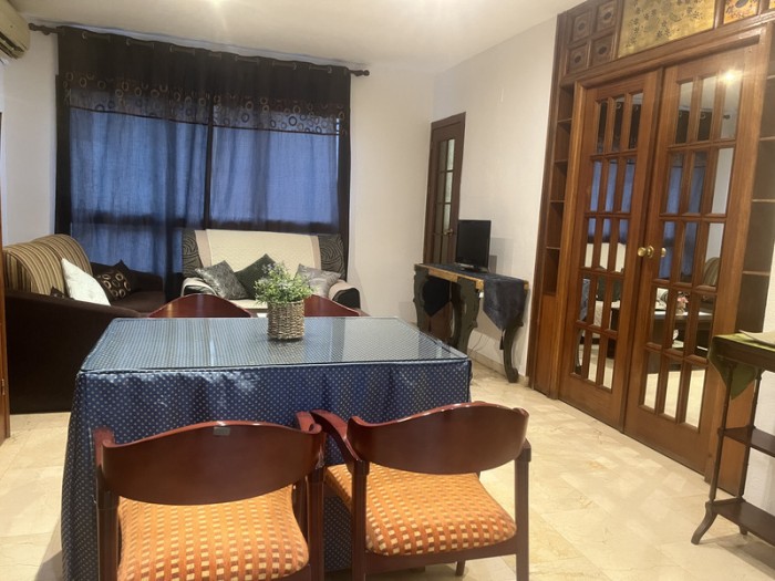 APARTAMENTO CENTRO CORDOBA – UNA CHICA SIN COMPARTIR