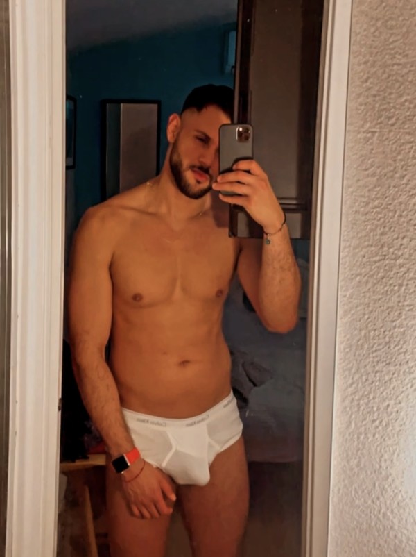 Chico latino morboso