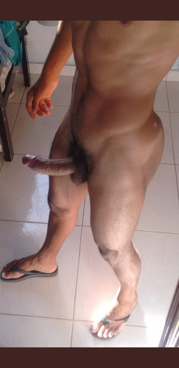 Joven cachondo y cariñoso