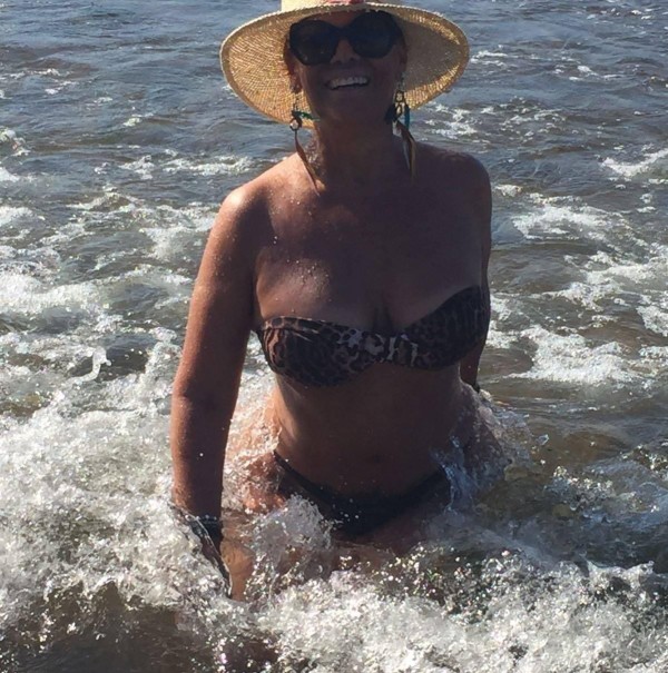 candela madurita brasileña frances griego rico   besitos ricos