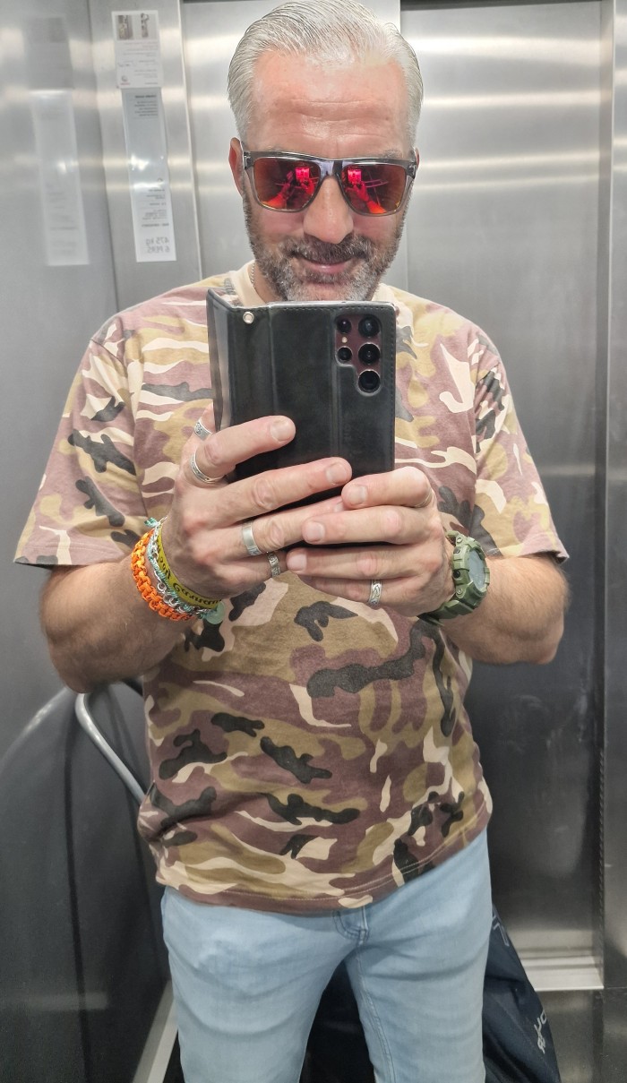 DOTADO MASAJISTA EROTICO