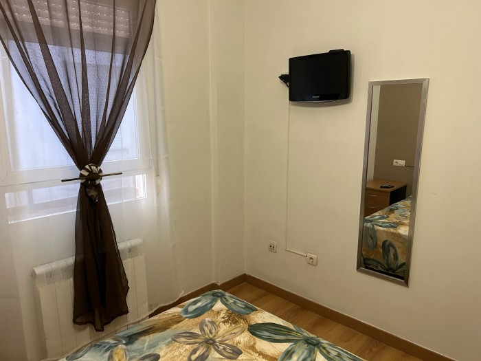 ALQUILO HABITACIÓN 4