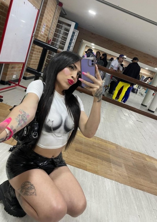 CAMILA VIP JOVENCITA COLOMBIANA VERSATIL FIESTERA CON SITIO PRIVADO 24H
