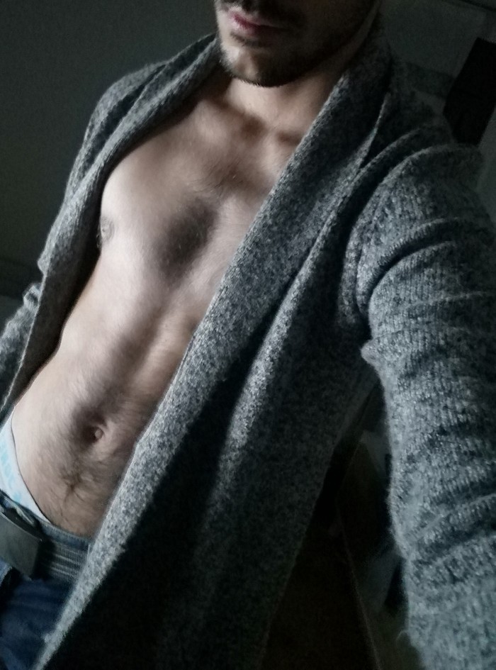 chico joven atractivo, me desplazo. no gay