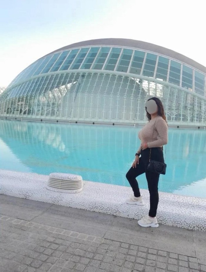 ADELA 19 AÑOS,OBEDIENTE SUMISA,PEGAME,CULO GRATIS.