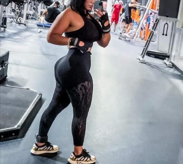 Manu 36 años, MASAJISTA, ALEGRE y muy DULCE