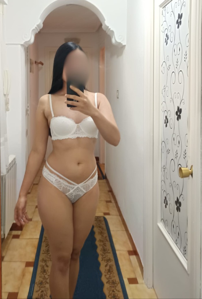 PAOLA CHICA RECIEN LLEGADA, VEN A CONOCERME