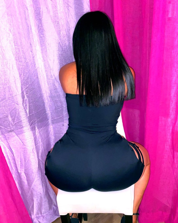 CACHONDISIMA SOLO LLAMAME….LA PASAREMOS DE LUJO