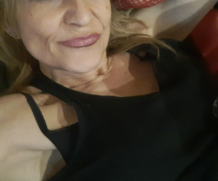 MADURITA, INDEPENDIENTE, SEXY Y VALENCIANA