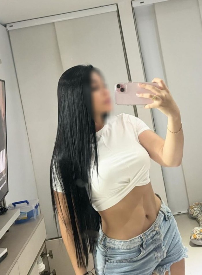 Sexy caliente latina esperando por ti