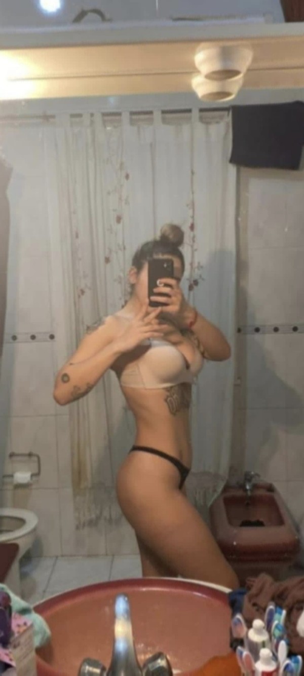 VERIFICADAS,Maduritas Sevillanas dandolo todo en Videollamadas y mas…