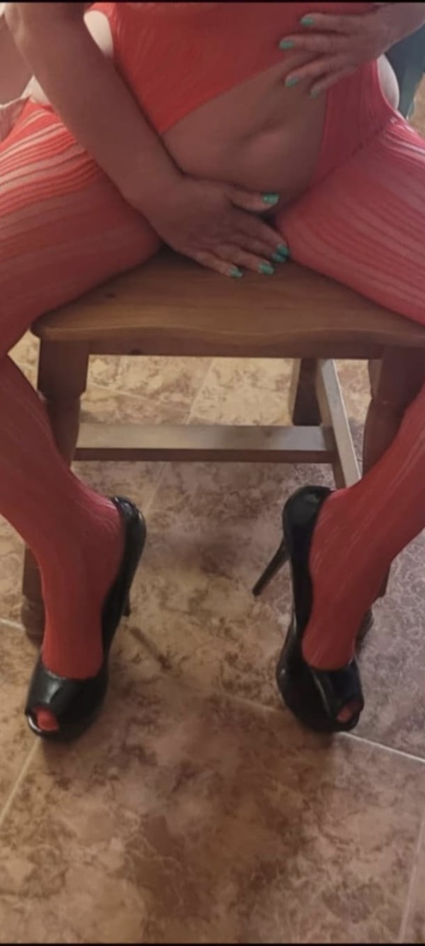 VERIFICADAS,Maduritas Sevillanas dandolo todo en Videollamadas y mas…