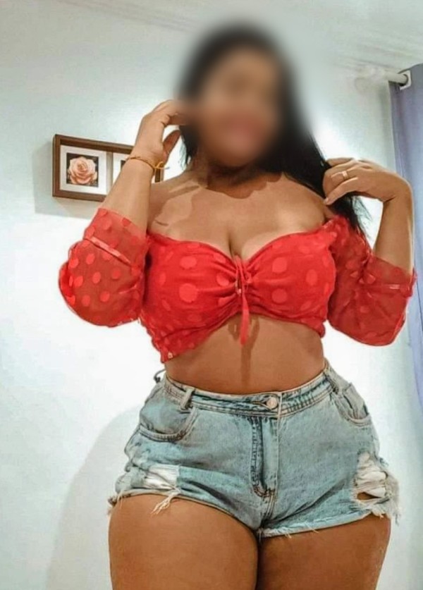 NOVEDAD MADURITA SIN TABÚS BESO NEGRO, ARNÉS…