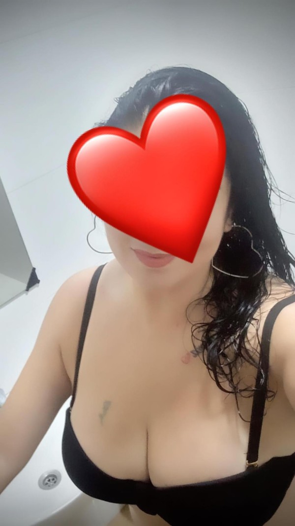 Hola mis amores estoy llamame