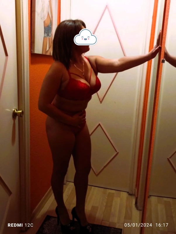 Rumana Cariñosa y complaciente 633715057